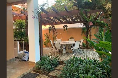 Casa à venda com 375m², 4 quartos e 4 vagas