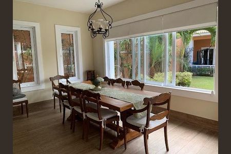 Casa à venda com 375m², 4 quartos e 4 vagas