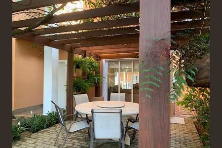 Casa à venda com 375m², 4 quartos e 4 vagas
