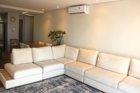 Apartamento para alugar com 98m², 2 quartos e 2 vagasSala