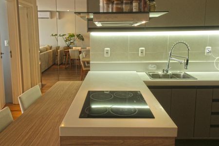 Apartamento para alugar com 98m², 2 quartos e 2 vagasCozinha e Área de Serviço