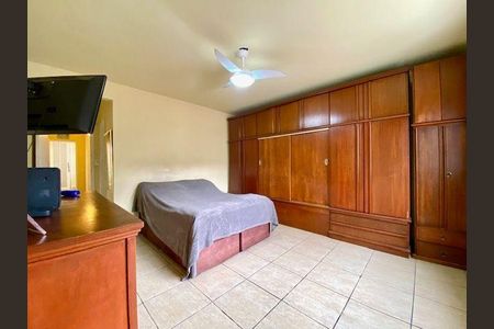 Casa à venda com 4 quartos, 220m² em Centro, Niterói