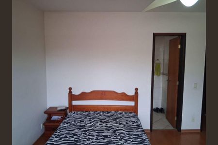 Casa à venda com 4 quartos, 284m² em Piratininga, Niterói