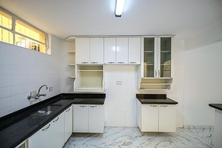 Casa para alugar com 140m², 3 quartos e 2 vagasCozinha