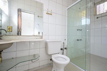 Casa para alugar com 140m², 3 quartos e 2 vagasBanheiro Suíte 