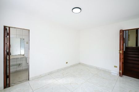 Casa para alugar com 140m², 3 quartos e 2 vagasSuíte