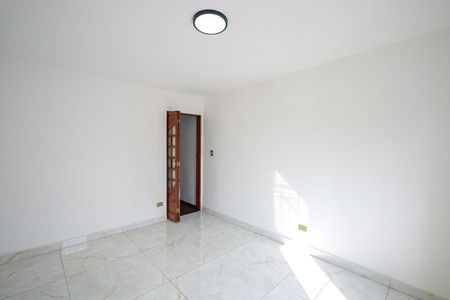 Casa para alugar com 140m², 3 quartos e 2 vagasSuíte