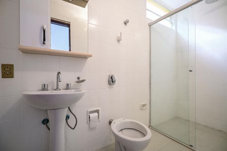 Casa para alugar com 140m², 3 quartos e 2 vagasBanheiro
