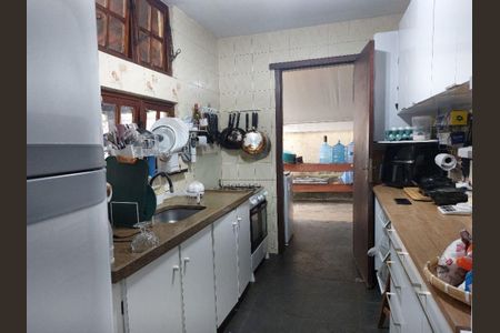 Casa à venda com 3 quartos, 140m² em Serra Grande, Niterói