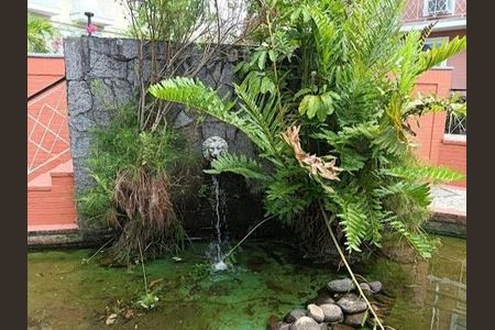 Casa à venda com 200m², 3 quartos e 2 vagas