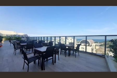 Apartamento à venda com 150m², 2 quartos e 1 vaga