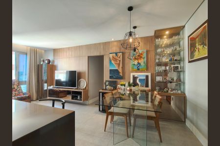 Apartamento à venda com 96m², 3 quartos e 1 vaga Apartamento à venda com 96m², 3 quartos e 1 vagaSala