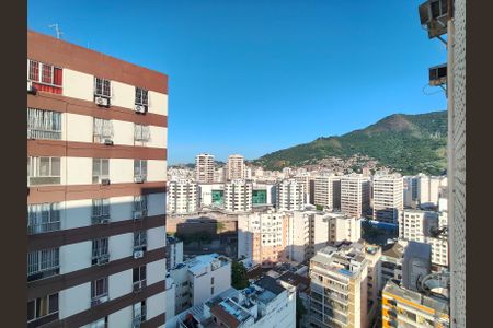Apartamento à venda com 96m², 3 quartos e 1 vaga Apartamento à venda com 96m², 3 quartos e 1 vagaVista da Sala
