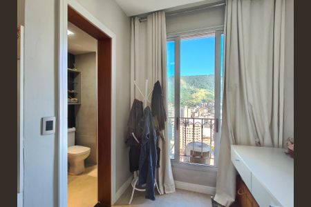 Apartamento à venda com 96m², 3 quartos e 1 vaga Apartamento à venda com 96m², 3 quartos e 1 vagaSuíte