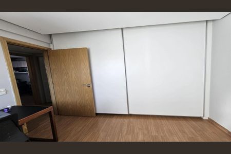Apartamento à venda com 3 quartos, 85m² em Grajaú, Belo Horizonte