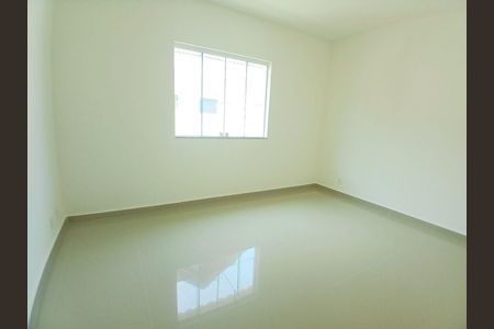 Casa à venda com 3 quartos, 200m² em Vargem Pequena, Rio de Janeiro