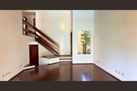 Casa à venda com 4 quartos, 300m² em Alphaville, Santana de Parnaíba