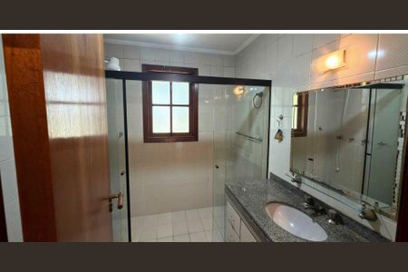 Casa à venda com 4 quartos, 300m² em Alphaville, Santana de Parnaíba