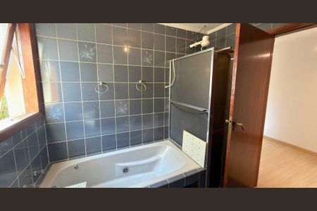 Casa à venda com 4 quartos, 300m² em Alphaville, Santana de Parnaíba