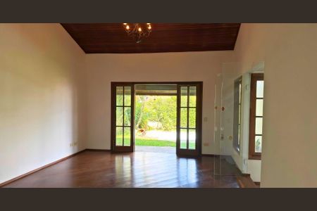Casa à venda com 4 quartos, 300m² em Alphaville, Santana de Parnaíba
