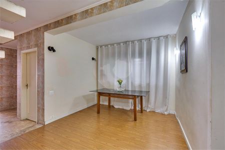 Casa à venda com 189m², 5 quartos e 2 vagas