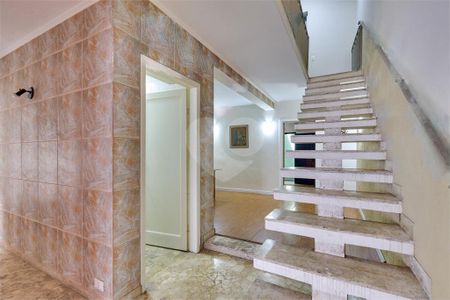 Casa à venda com 189m², 5 quartos e 2 vagas