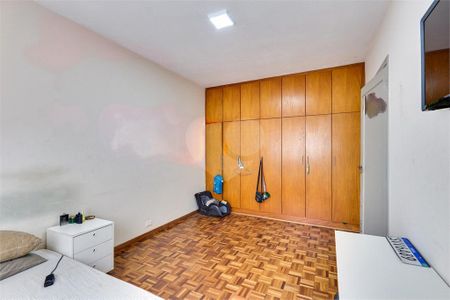 Casa à venda com 189m², 5 quartos e 2 vagas