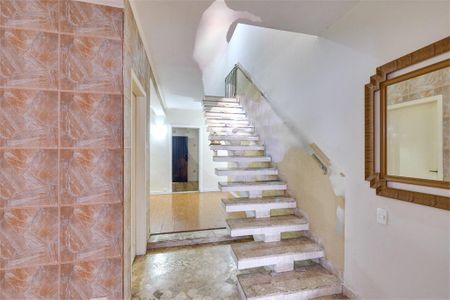 Casa à venda com 189m², 5 quartos e 2 vagas