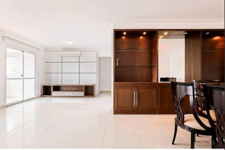 Apartamento à venda com 3 quartos, 165m² em Alphaville Industrial, Barueri