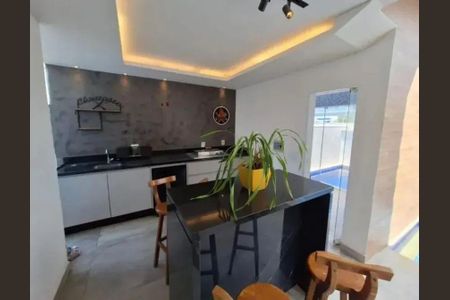 Casa à venda com 5 quartos, 280m² em Recreio dos Bandeirantes, Rio de Janeiro