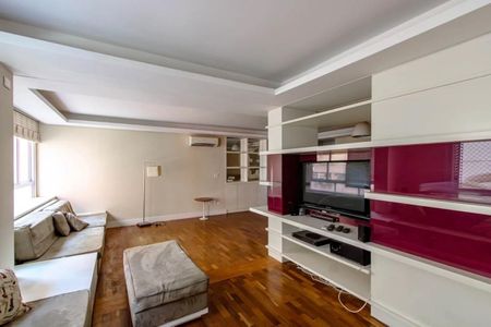 Apartamento à venda com 3 quartos, 127m² em Jardim Europa, São Paulo