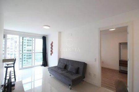 Apartamento à venda com 2 quartos, 77m² em Barra Olímpica, Rio de Janeiro