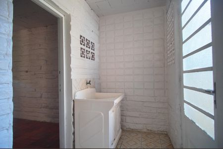 Casa à venda com 140m², 3 quartos e 2 vagastanque