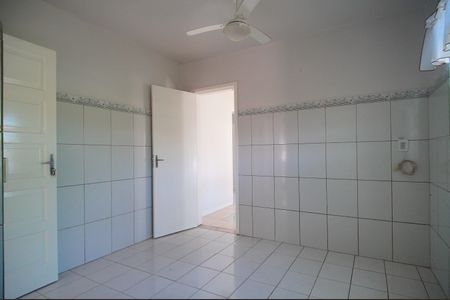 Casa à venda com 140m², 3 quartos e 2 vagascozinha 