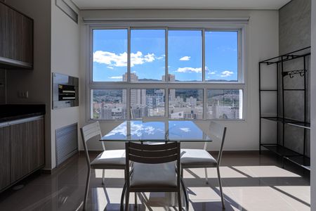 Apartamento para alugar com 117m², 1 quarto e 1 vaga Apartamento para alugar com 117m², 1 quarto e 1 vagaSacada