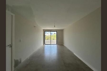 Casa à venda com 5 quartos, 450m² em Vargem Grande, Rio de Janeiro