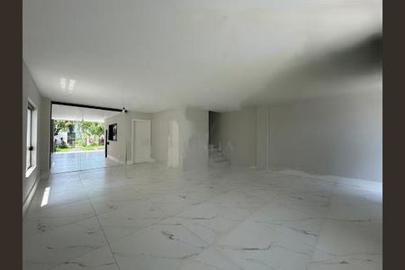 Casa à venda com 5 quartos, 450m² em Vargem Grande, Rio de Janeiro