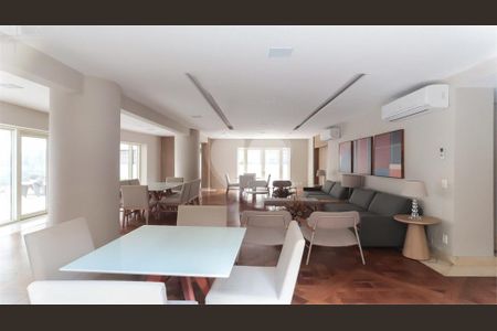 Apartamento à venda com 230m², 4 quartos e 4 vagas