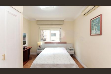 Apartamento à venda com 230m², 4 quartos e 4 vagas