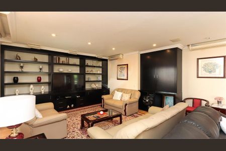 Apartamento à venda com 230m², 4 quartos e 4 vagas