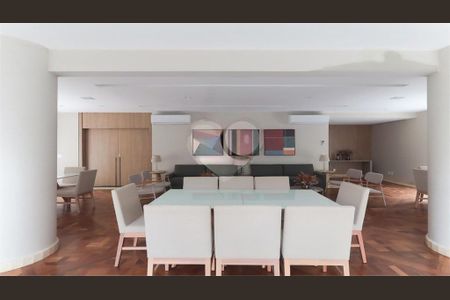 Apartamento à venda com 230m², 4 quartos e 4 vagas