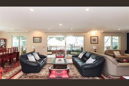 Apartamento à venda com 230m², 4 quartos e 4 vagas