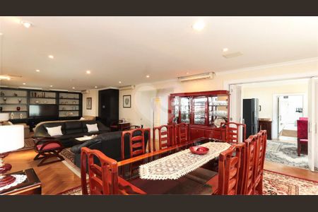 Apartamento à venda com 230m², 4 quartos e 4 vagas