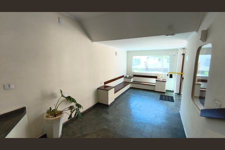 Apartamento à venda com 67m², 2 quartos e 1 vagaHall