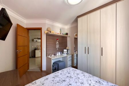 Apartamento à venda com 122m², 3 quartos e 2 vagasQuarto 1