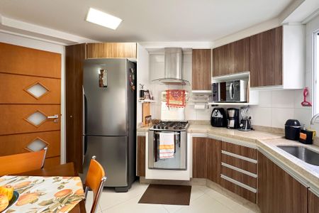 Apartamento à venda com 122m², 3 quartos e 2 vagasCozinha