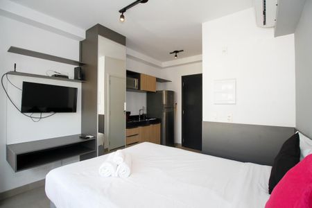 Studio de kitnet/studio para alugar com 1 quarto, 27m² em Pinheiros, São Paulo