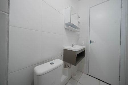 Apartamento à venda com 33m², 2 quartos e sem vagaBanheiro