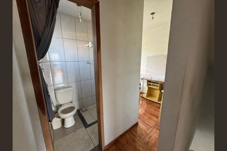 Casa para alugar com 80m², 2 quartos e 2 vagas Casa para alugar com 80m², 2 quartos e 2 vagasBanheiro