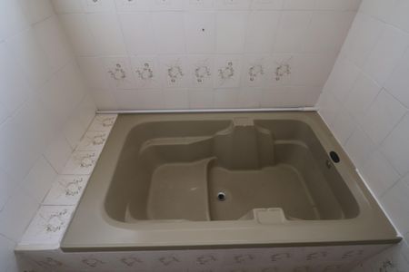 Casa à venda com 137m², 2 quartos e 3 vagasBanheiro 2